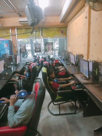 ร้านเกมส์ออนไลน์
